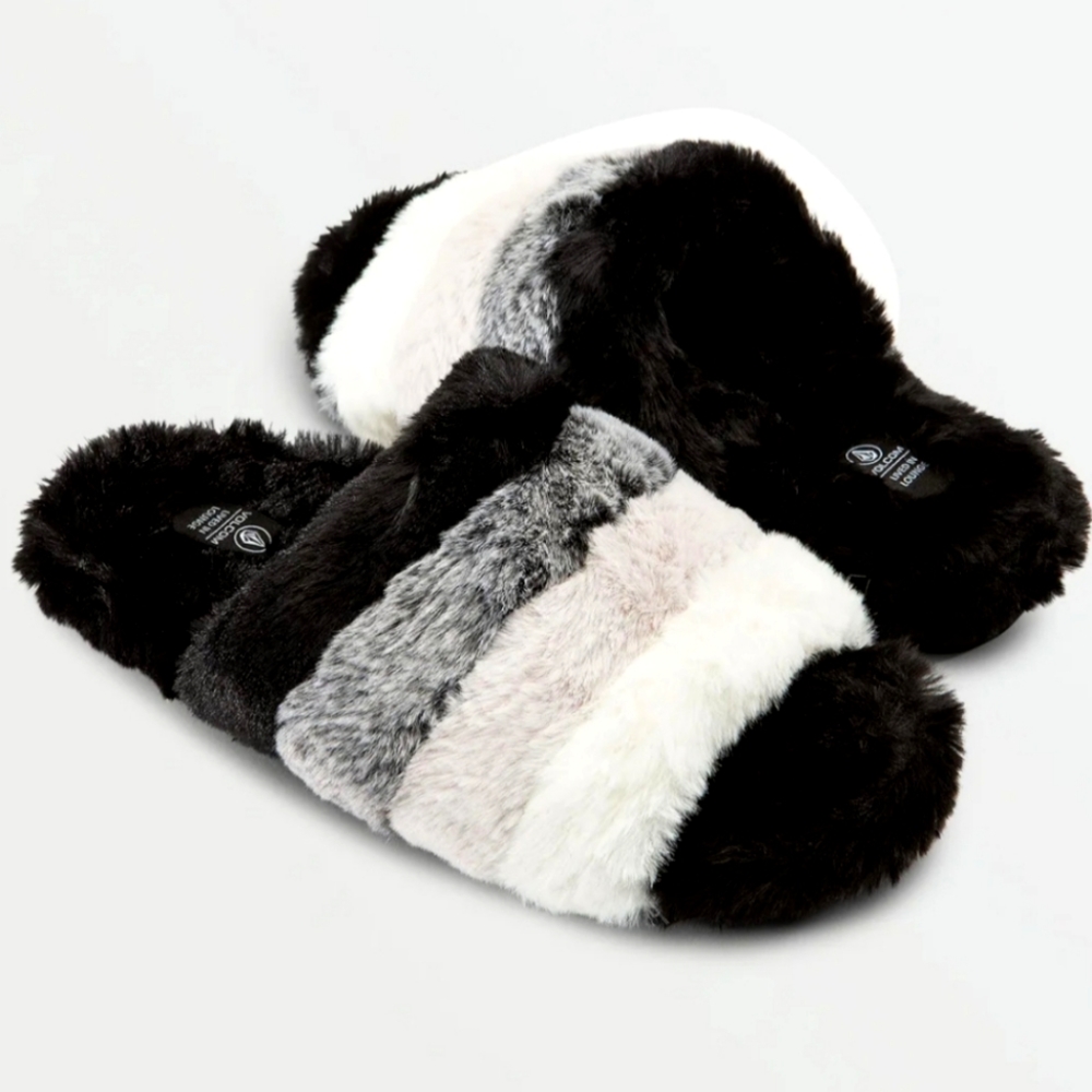 Womens size 9 Volcom Lounge Poof Slides NWT